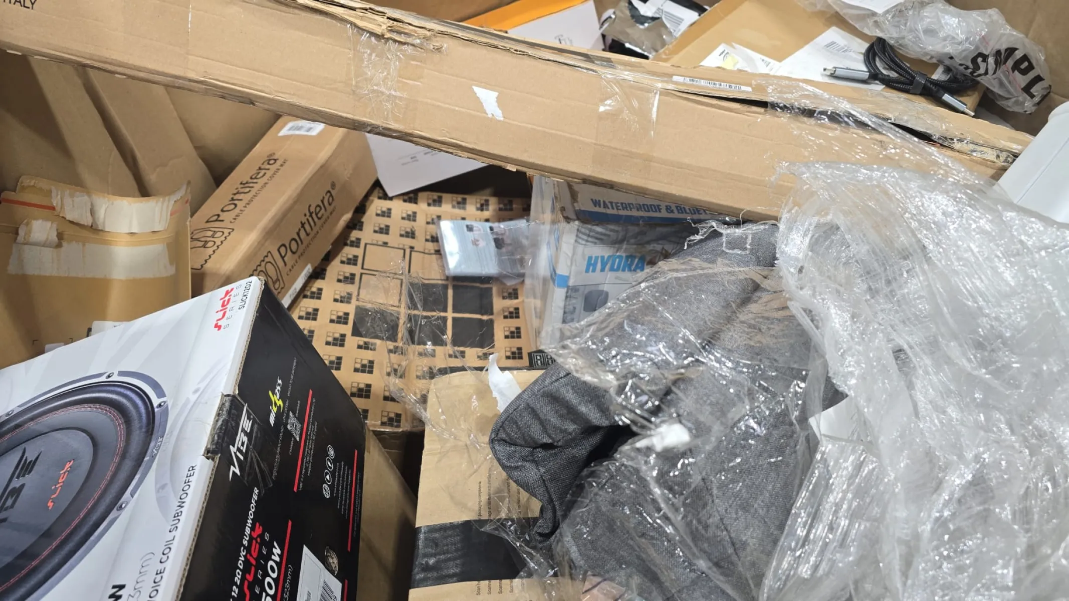 U5cwz3wkUAsH4C Electronics - ELECTRONICS - 1pallet, 100pcs - Image 1