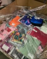mixed men women and kids clothing pallets - Image 2