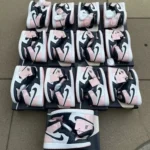 Authentic Nike sneakers pallets - Image 8