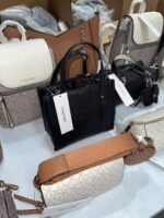 Calvin Klein Women Handbag Pallets: Wholesale Inventory for Resellers - Image 2